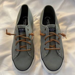 NWOT Sperry slip on sneakers
